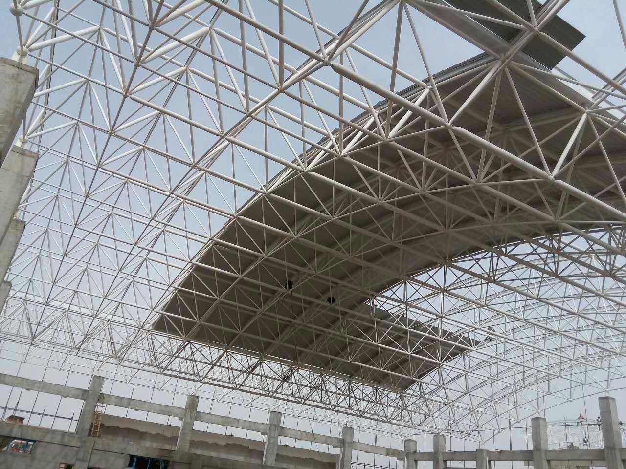 海门青岛一汽网架